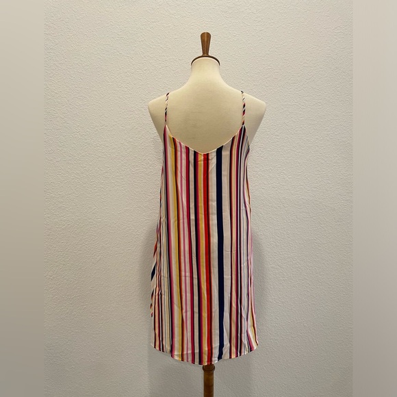 Colorful striped dress - Picture 2 of 3